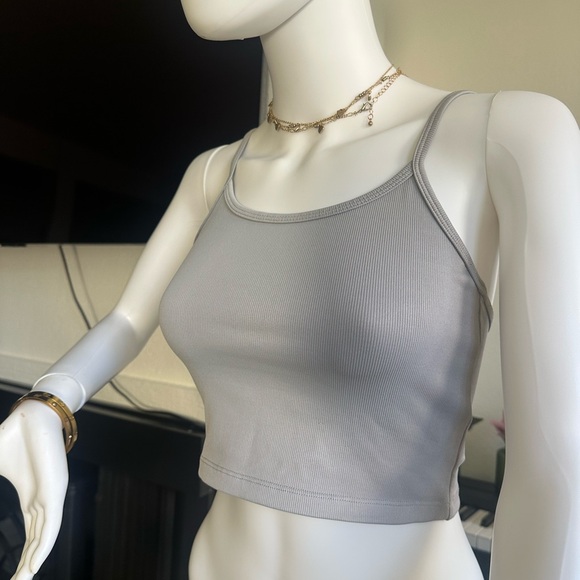 Gray Ribbed Crop Top - Picture 3 of 8